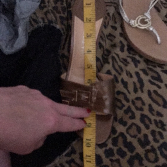 Louis  Vuitton size 9.5 brown patent leather kitten heel slide LV gold dice - Picture 16 of 16